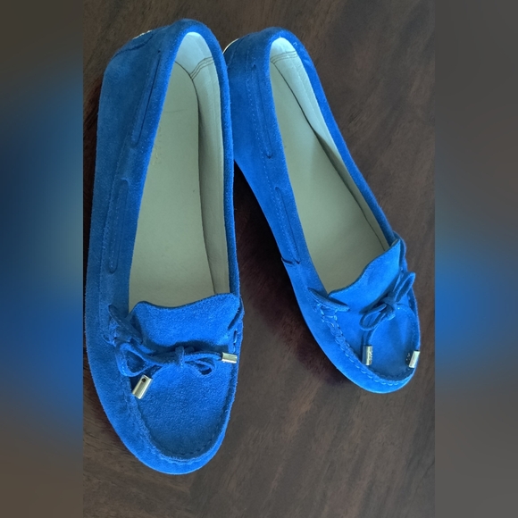Michael Kors Flats, size 6, color Blue 🔵 - Picture 2 of 4